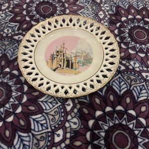 Vintage 1960s Disneyland china plate